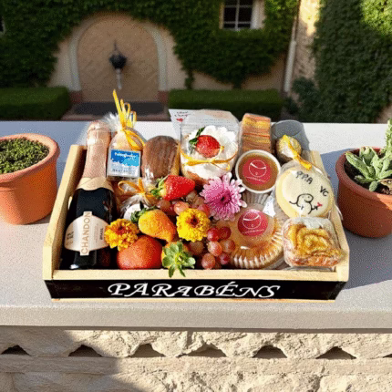 Cesta de Presente Baby Chandon com Naked Cake
